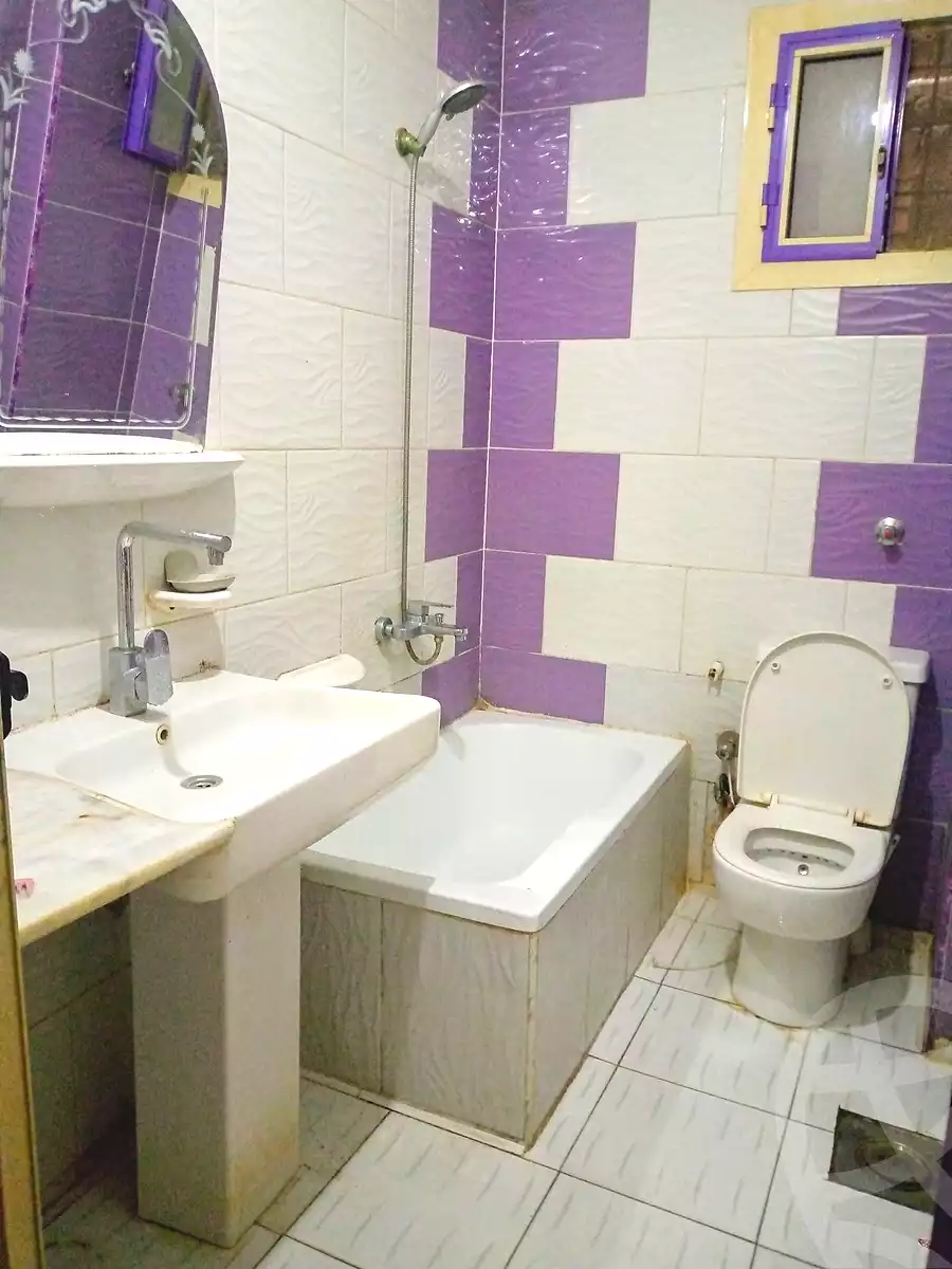 https://aqarmap.com.eg/en/listing/6981656-for-sale-alexandria-al-agamy-el-hanouvel-kasr-al-quiri-st-1