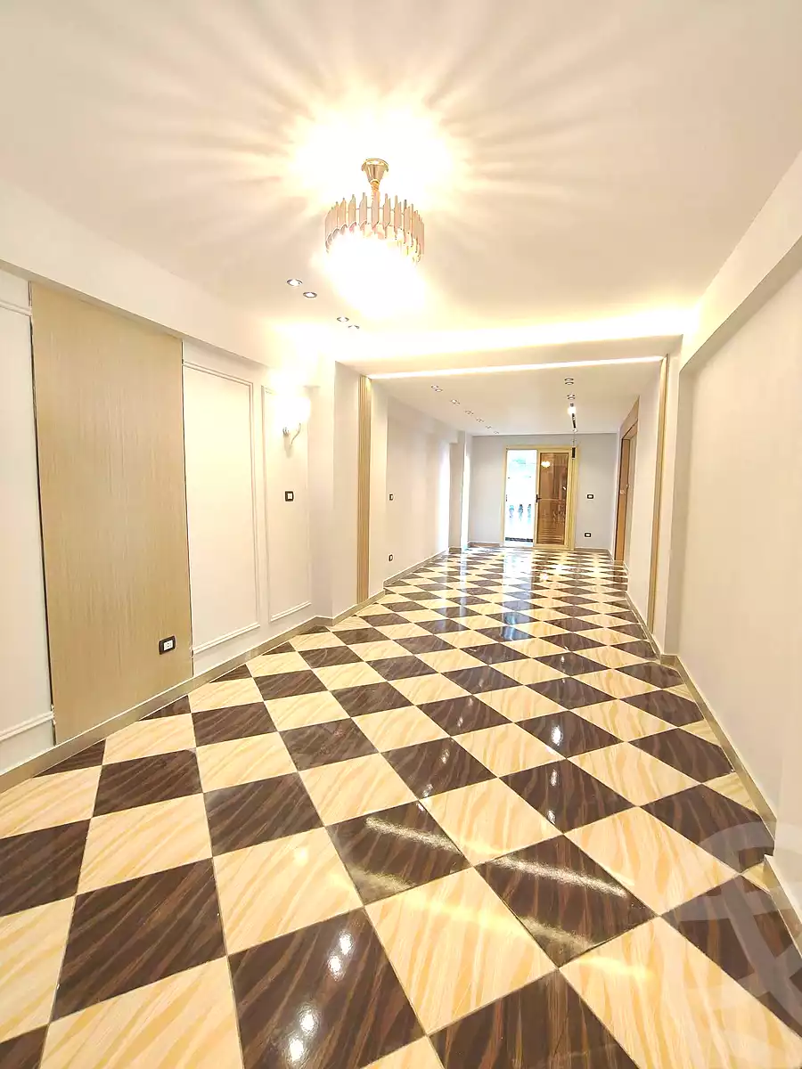 https://aqarmap.com.eg/ar/listing/6981903-for-sale-alexandria-sydy-bshr-sydy-bshr-bhry-shr-khld-bn-lwlyd