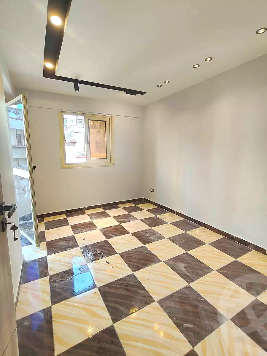 https://aqarmap.com.eg/ar/listing/6981903-for-sale-alexandria-sydy-bshr-sydy-bshr-bhry-shr-khld-bn-lwlyd