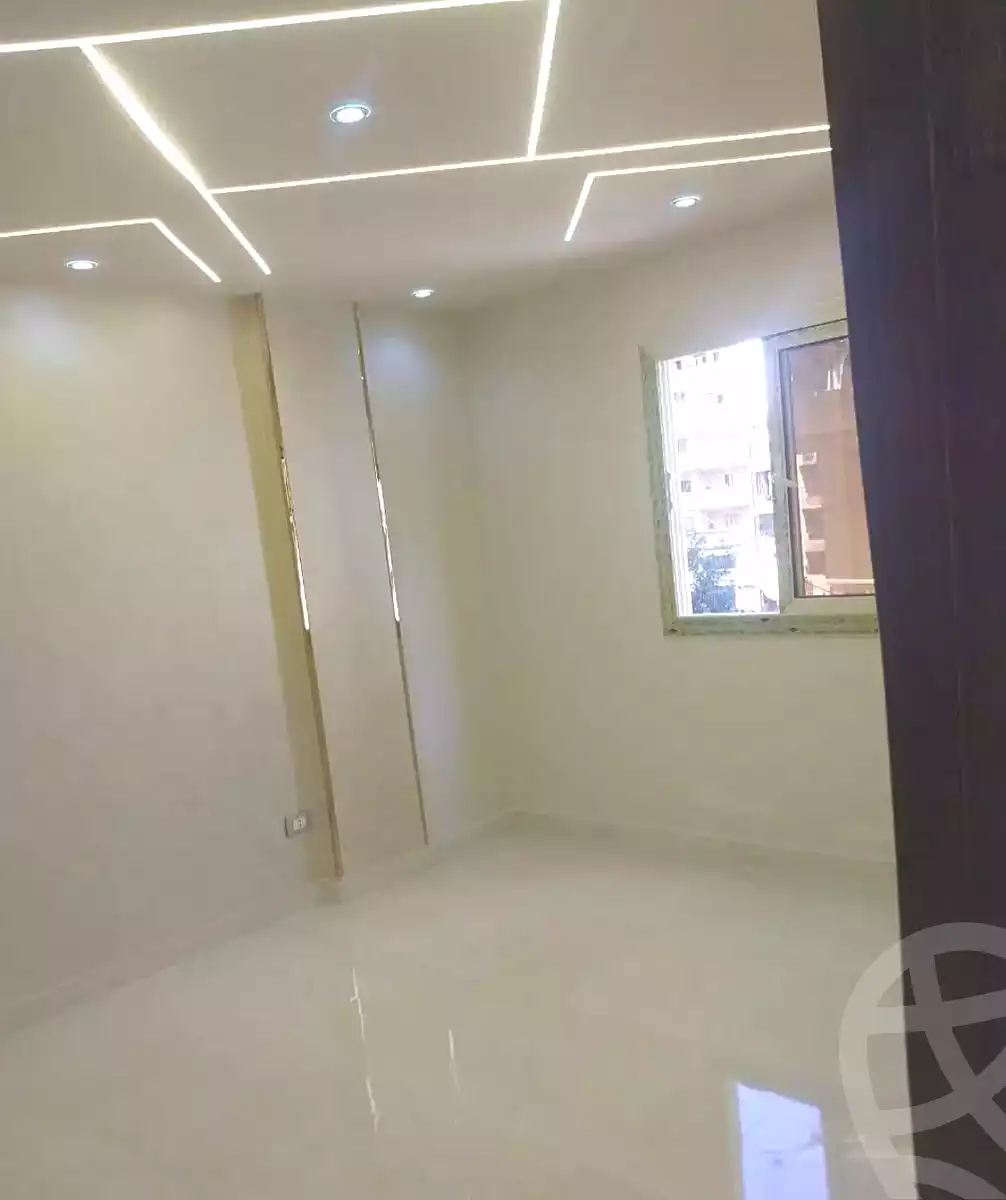 https://aqarmap.com.eg/ar/listing/6982011-for-sale-alexandria-miami