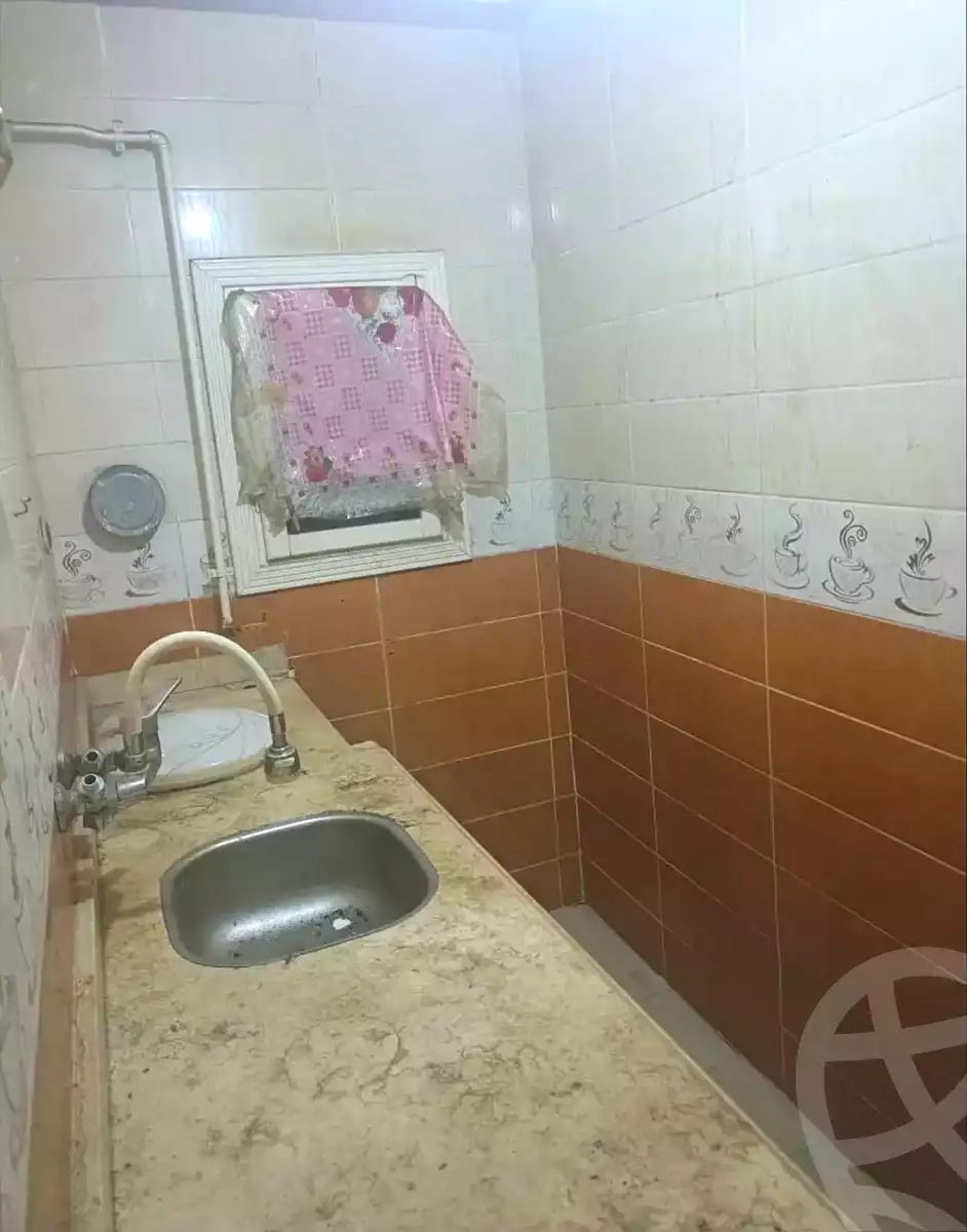 https://aqarmap.com.eg/ar/listing/6982059-for-sale-alexandria-alhadara-new-el-hadra