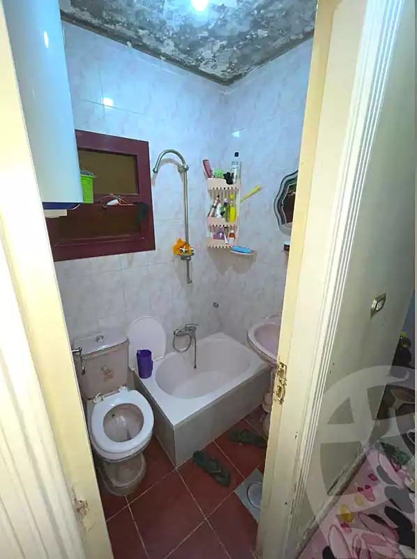 https://aqarmap.com.eg/en/listing/6982085-for-sale-alexandria-lsywf-el-falki