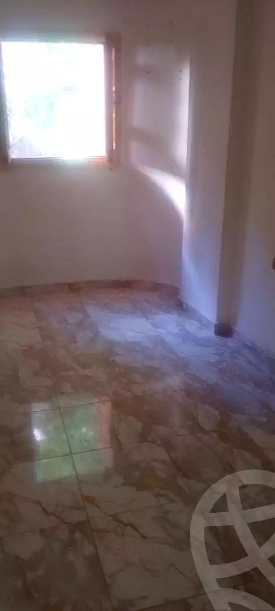 https://aqarmap.com.eg/en/listing/6982196-for-rent-alexandria-al-agamy-bw-ywsf