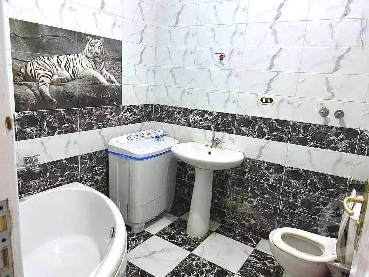 https://aqarmap.com.eg/ar/listing/6982400-for-rent-cairo-faisal-kafr-tohormos-abou-zaid-st