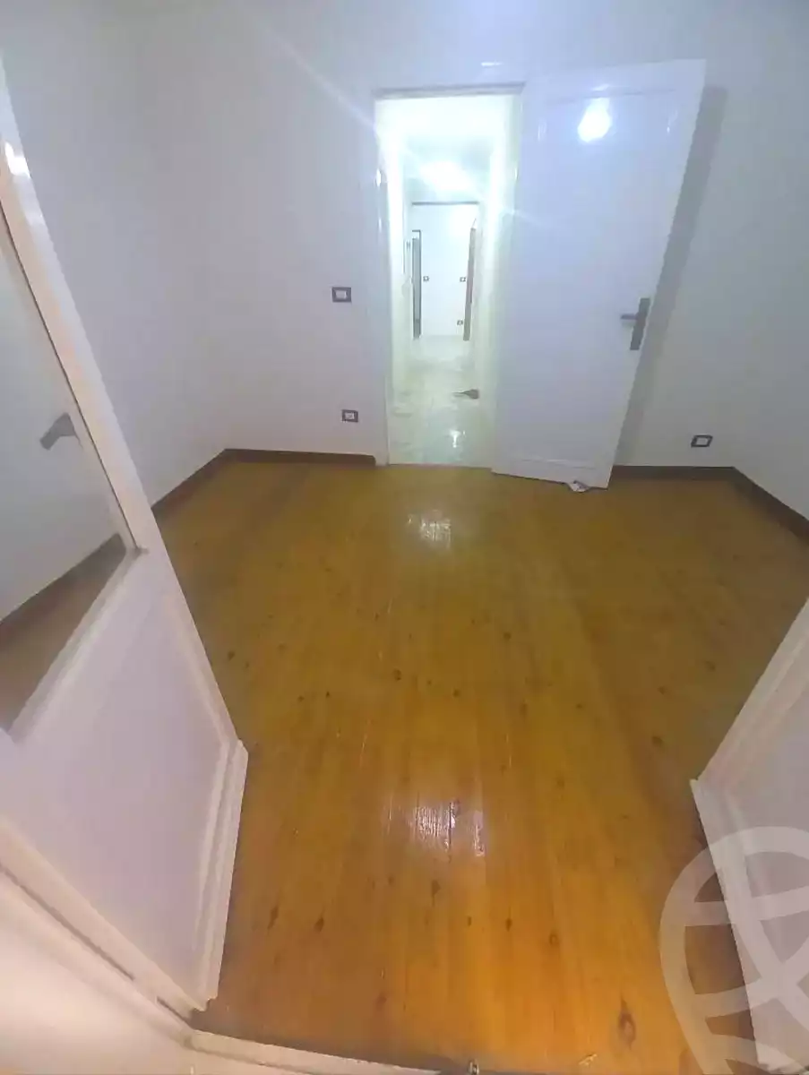 https://aqarmap.com.eg/ar/listing/6982821-for-rent-alexandria-el-mandara-alex-el-mandara-bahri