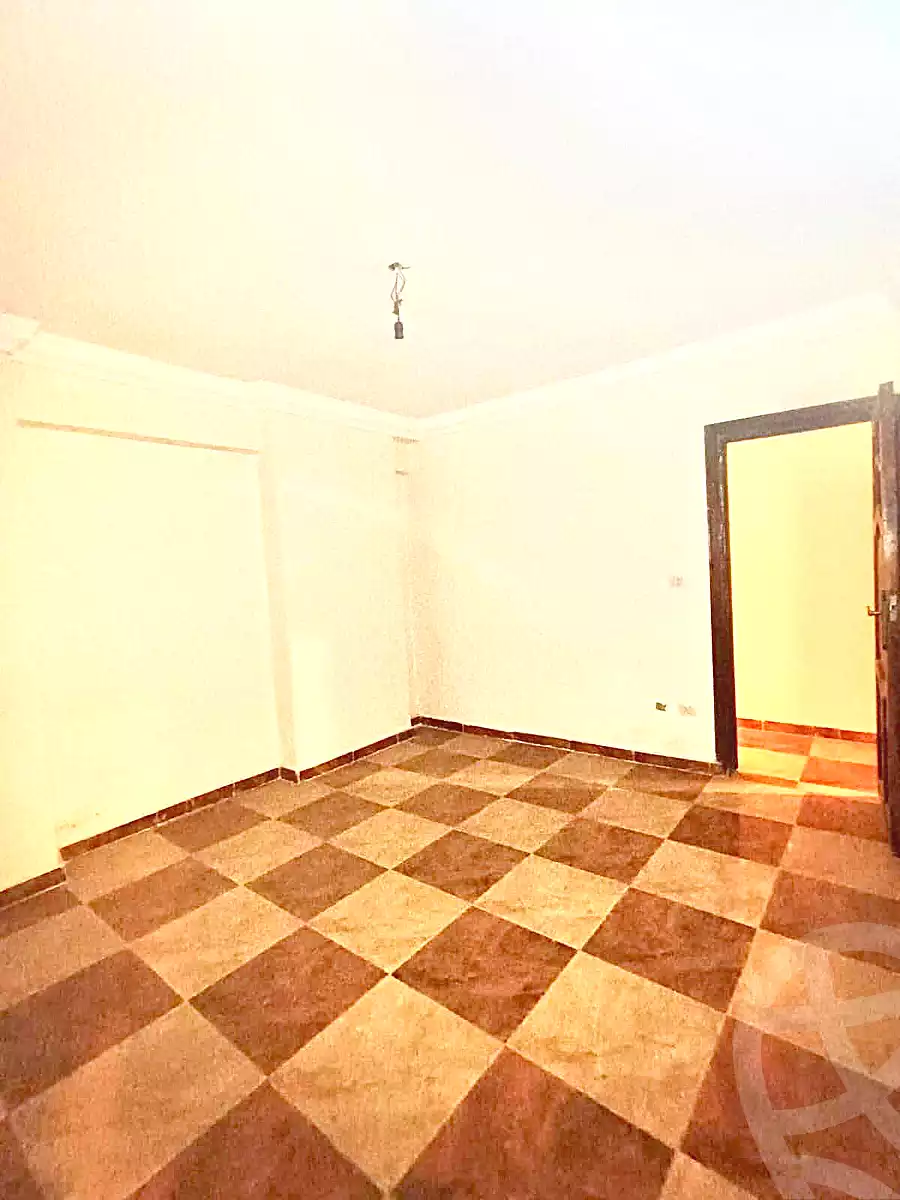 https://aqarmap.com.eg/ar/listing/6983224-for-sale-alexandria-sydy-bshr-sydy-bshr-bhry-farook-abd-al-wahab-st