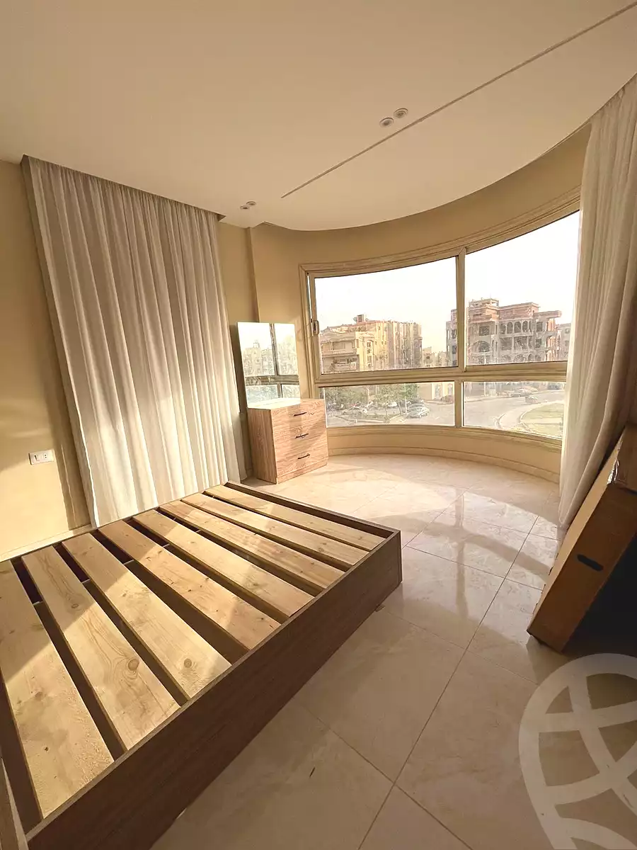https://aqarmap.com.eg/ar/listing/6983261-for-rent-cairo-new-cairo-gharb-arabila-doctor-hani-maher-st