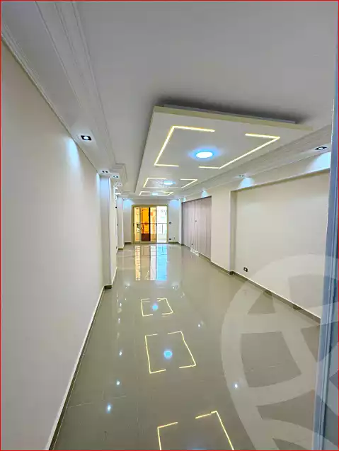 https://aqarmap.com.eg/ar/listing/6983376-for-sale-alexandria-sydy-bshr-sydy-bshr-bhry-shr-khld-bn-lwlyd