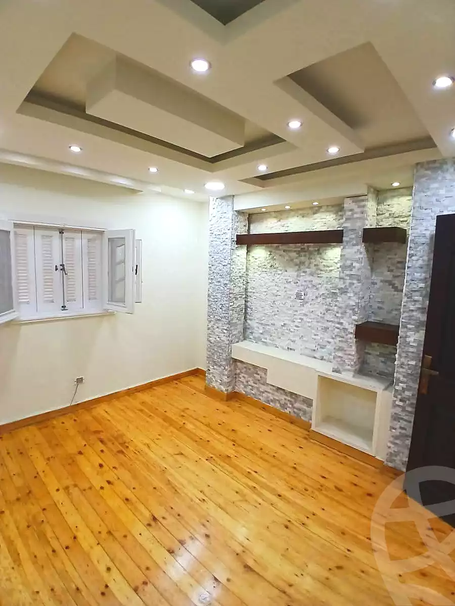 https://aqarmap.com.eg/en/listing/6983805-for-rent-alexandria-smouha-mostafa-kamel-st