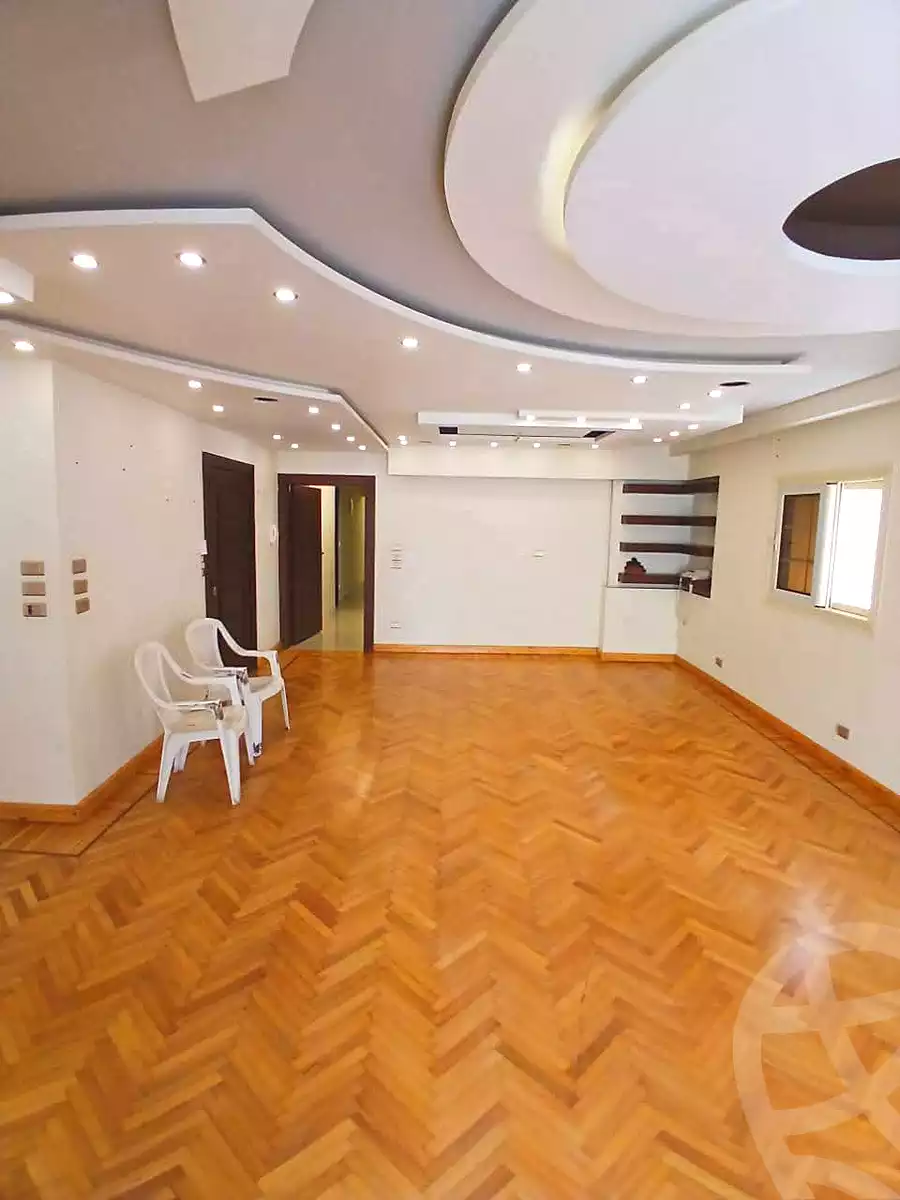 https://aqarmap.com.eg/en/listing/6983805-for-rent-alexandria-smouha-mostafa-kamel-st