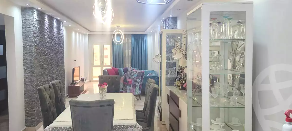 https://aqarmap.com.eg/ar/listing/6983910-for-sale-cairo-helwan-mahmoud-khater-st