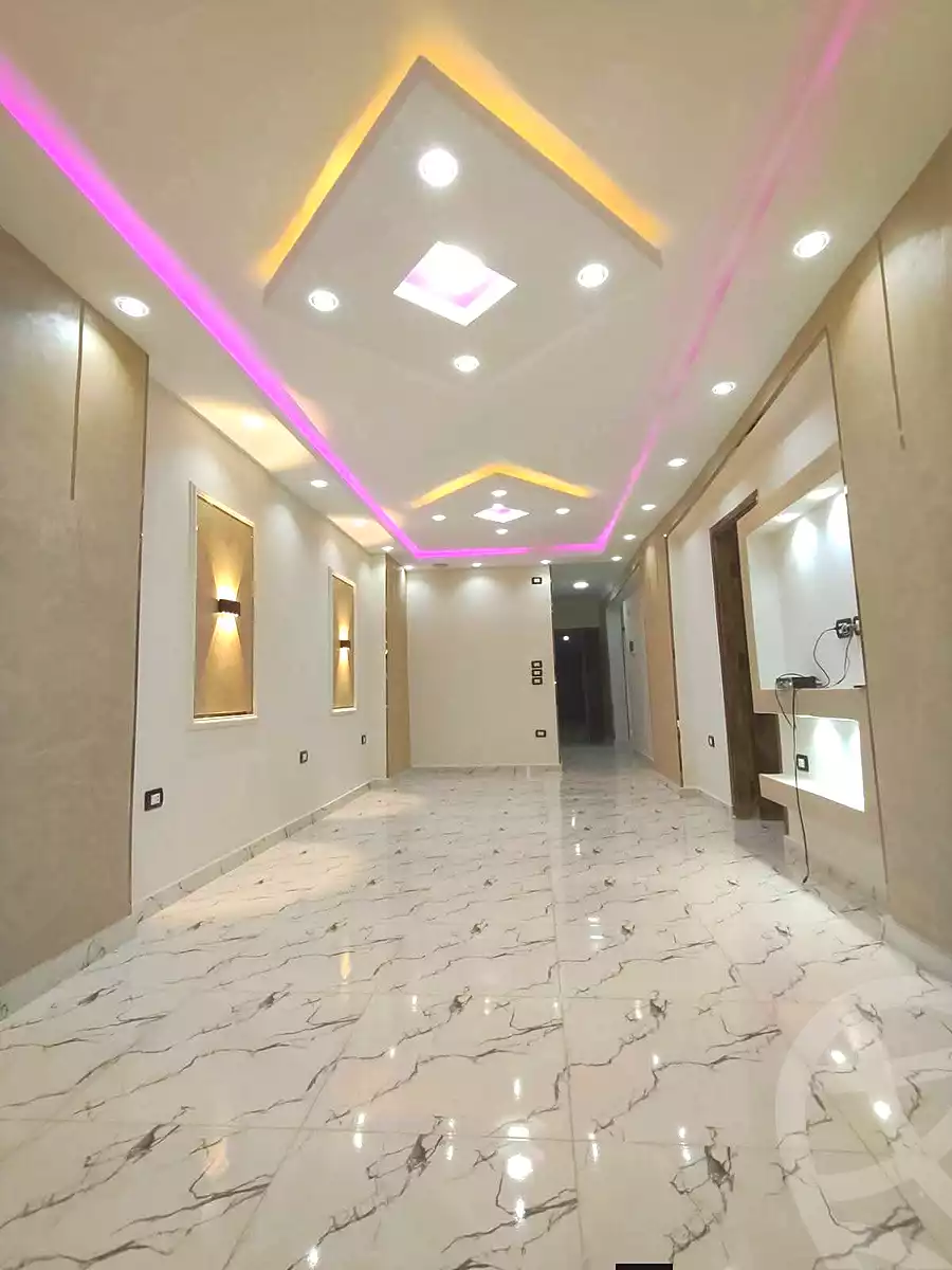 https://aqarmap.com.eg/ar/listing/6984454-for-sale-cairo-helwan-hadayek-helwan-nile-corniche-st