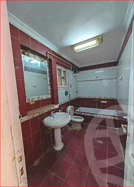 https://aqarmap.com.eg/ar/listing/6984474-for-sale-cairo-helwan-helwan-el-sharkeya-khesro-basha-st