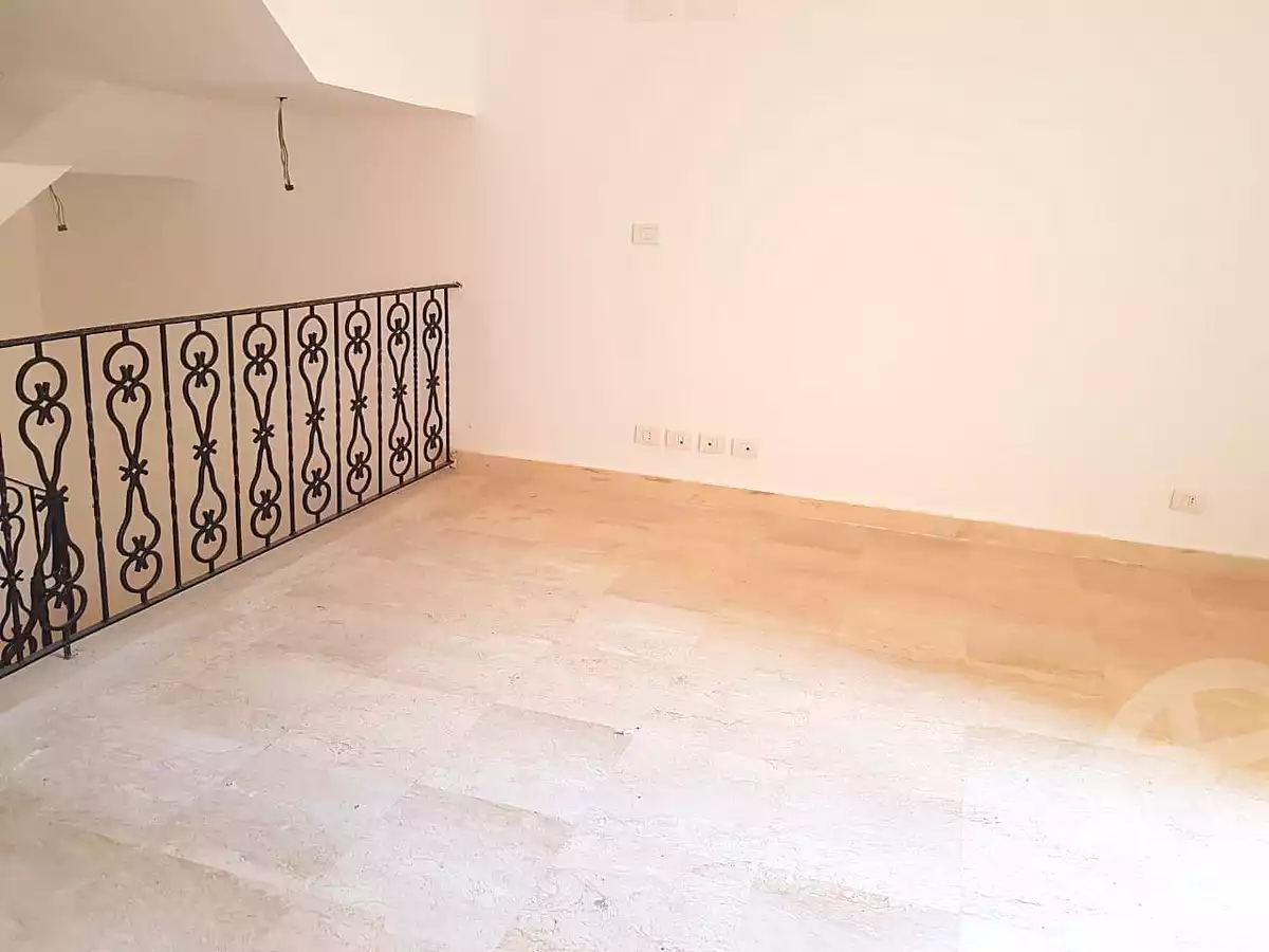 https://aqarmap.com.eg/ar/listing/6984571-for-rent-cairo-new-cairo-lrhb-city-phase-8