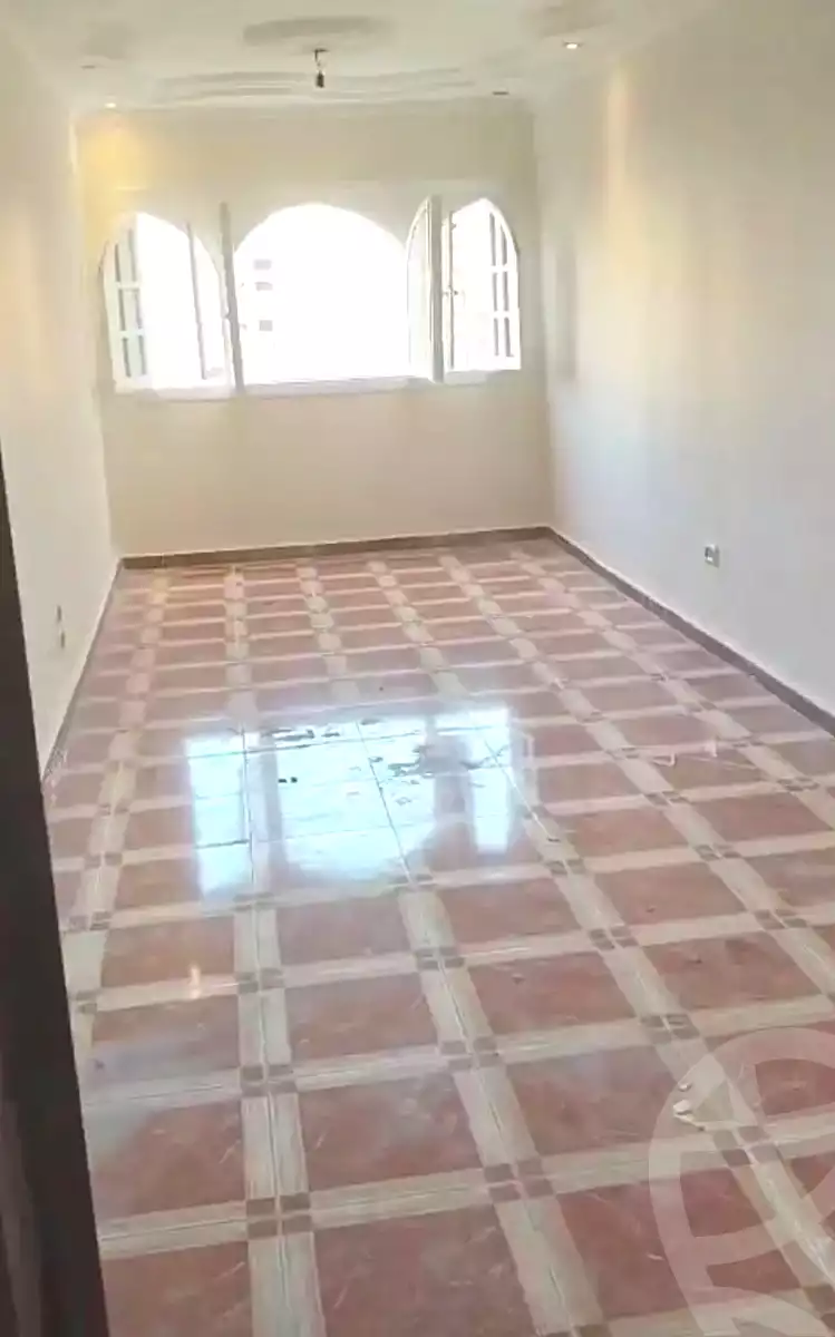 https://aqarmap.com.eg/en/listing/6984778-for-sale-alexandria-new-miami-street-16