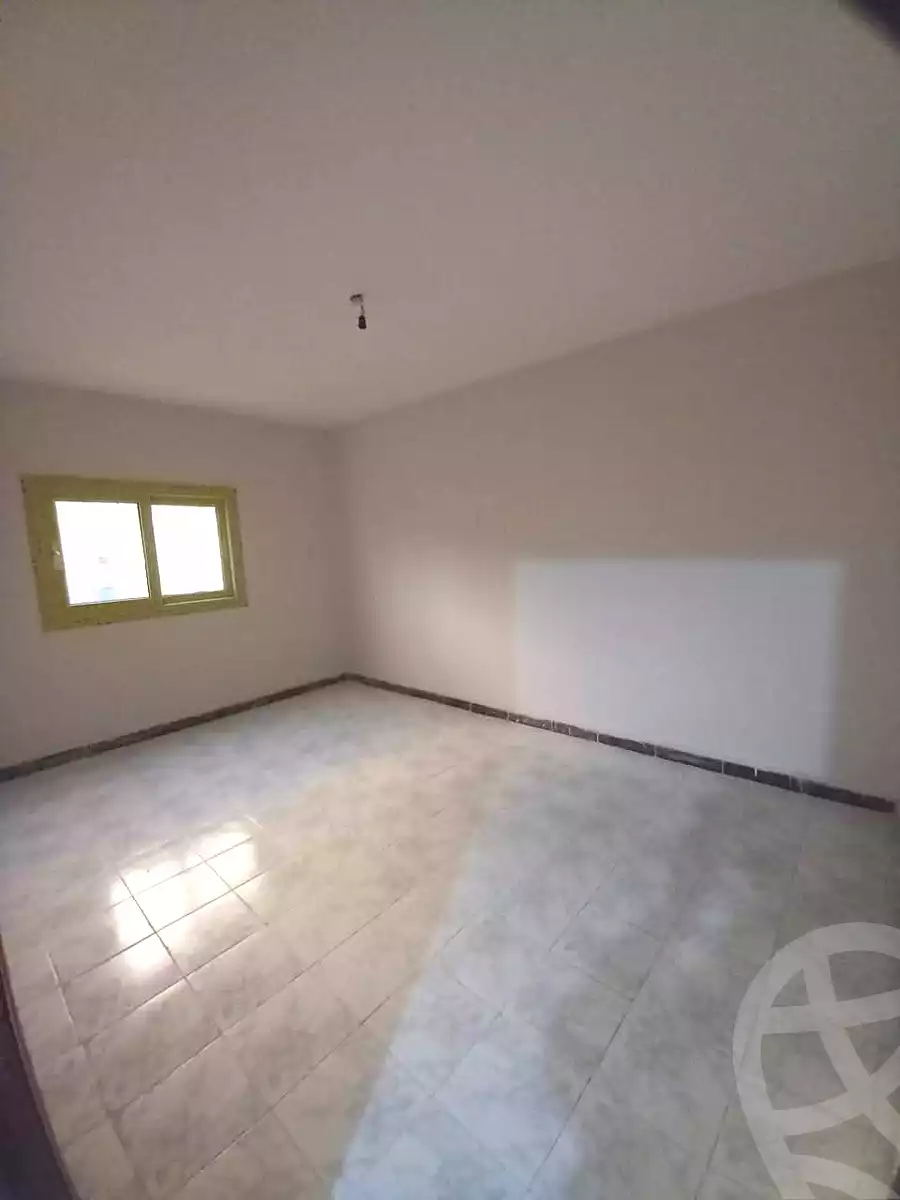 https://aqarmap.com.eg/ar/listing/6985454-for-sale-alexandria-al-agamy-lbytsh
