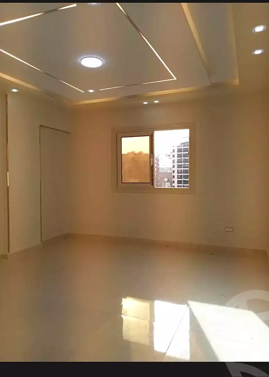 https://aqarmap.com.eg/ar/listing/6985505-for-sale-alexandria-miami