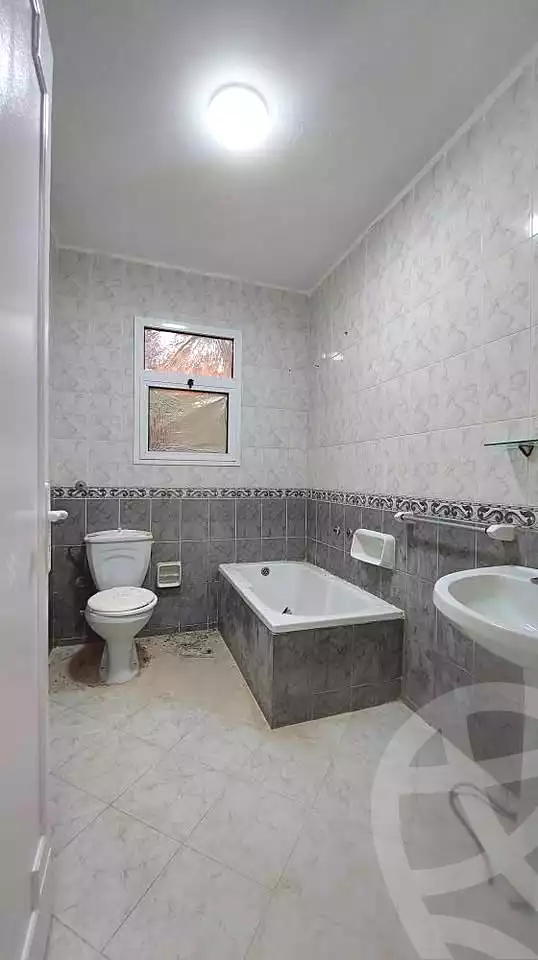 https://aqarmap.com.eg/ar/listing/6985602-for-sale-alexandria-al-agamy-shataa-el-nakheel
