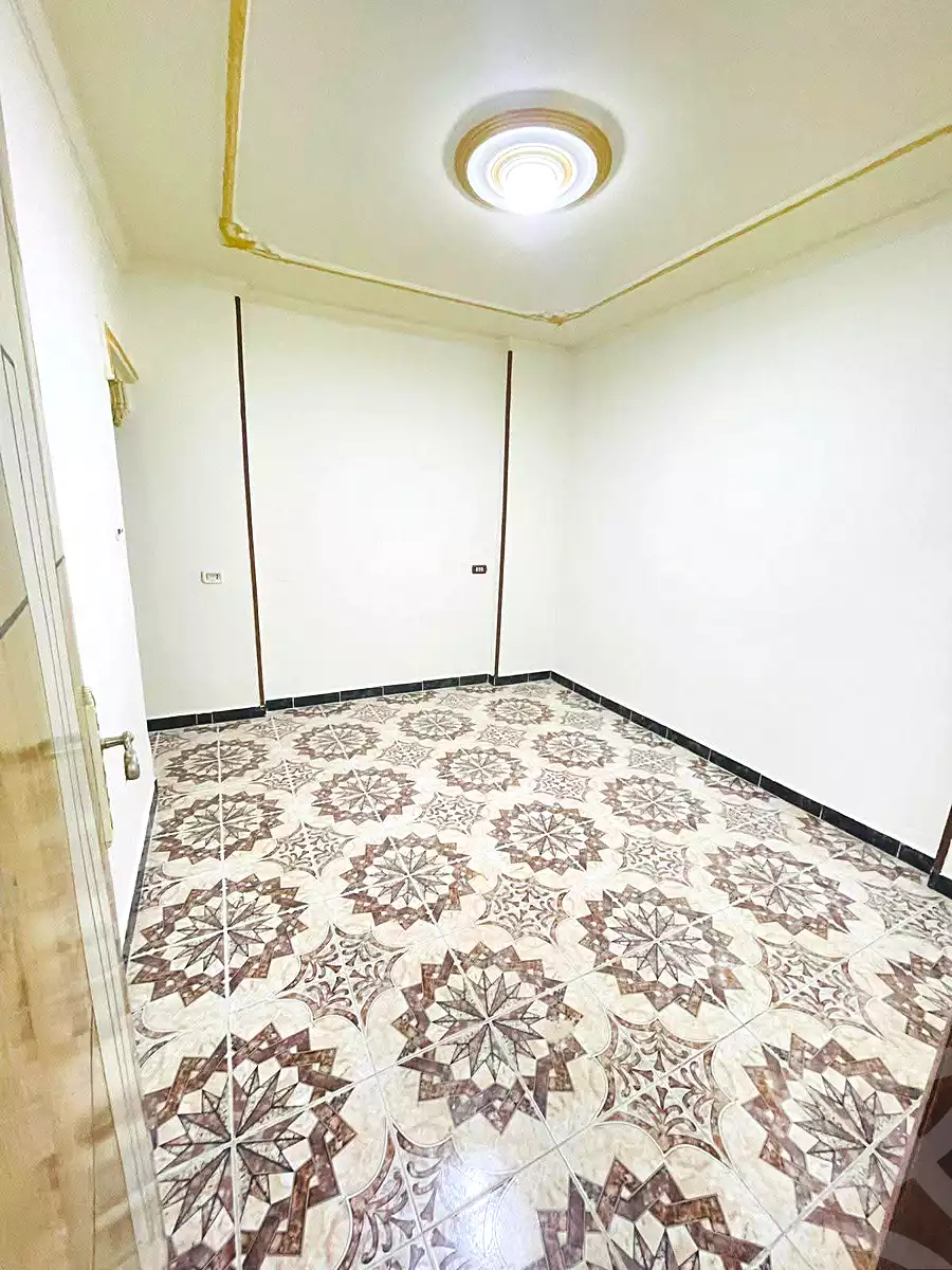 https://aqarmap.com.eg/ar/listing/6985683-for-sale-alexandria-lsywf-el-falki-street-16-el-eslah