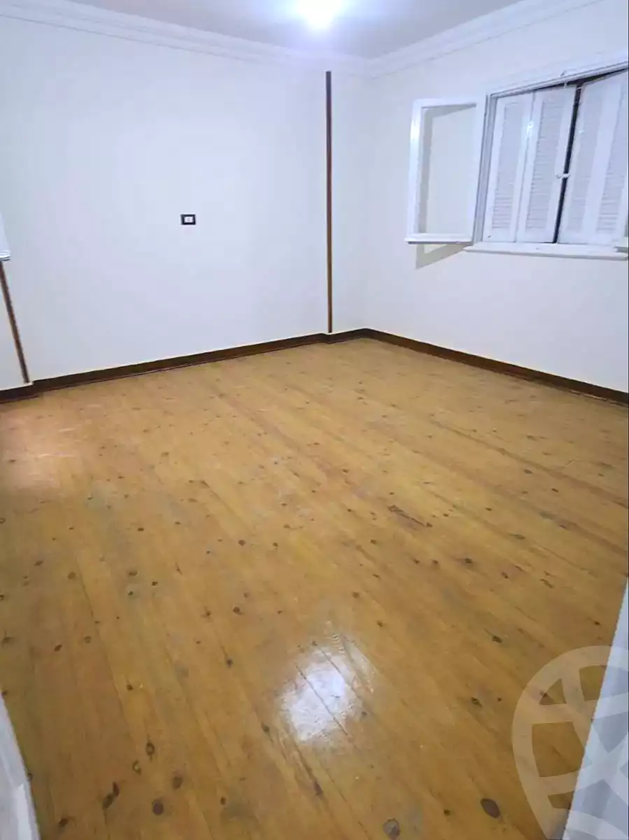 https://aqarmap.com.eg/ar/listing/6985823-for-rent-alexandria-el-mandara-alex-el-mandara-bahri