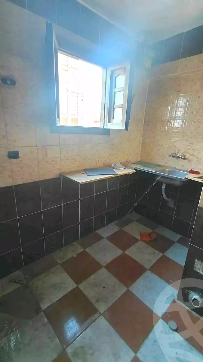 https://aqarmap.com.eg/ar/listing/6985845-for-sale-alexandria-sydy-bshr-sydy-bshr-bhry