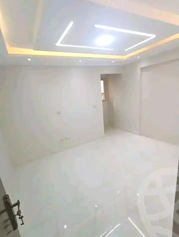 https://aqarmap.com.eg/en/listing/6985862-for-sale-alexandria-sydy-bshr-sydy-bshr-bhry-street-16