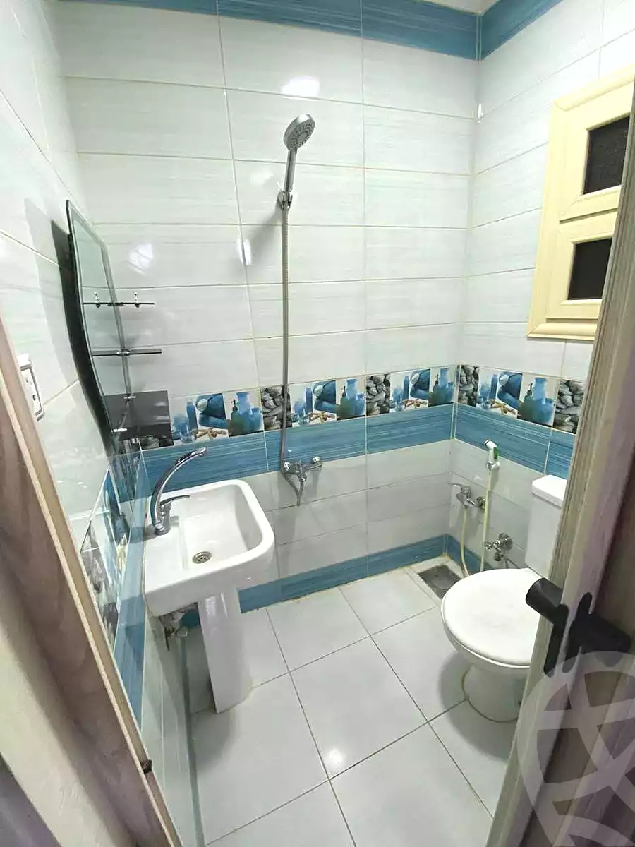 https://aqarmap.com.eg/en/listing/6985909-for-sale-cairo-helwan-hadayek-helwan-nile-corniche-st