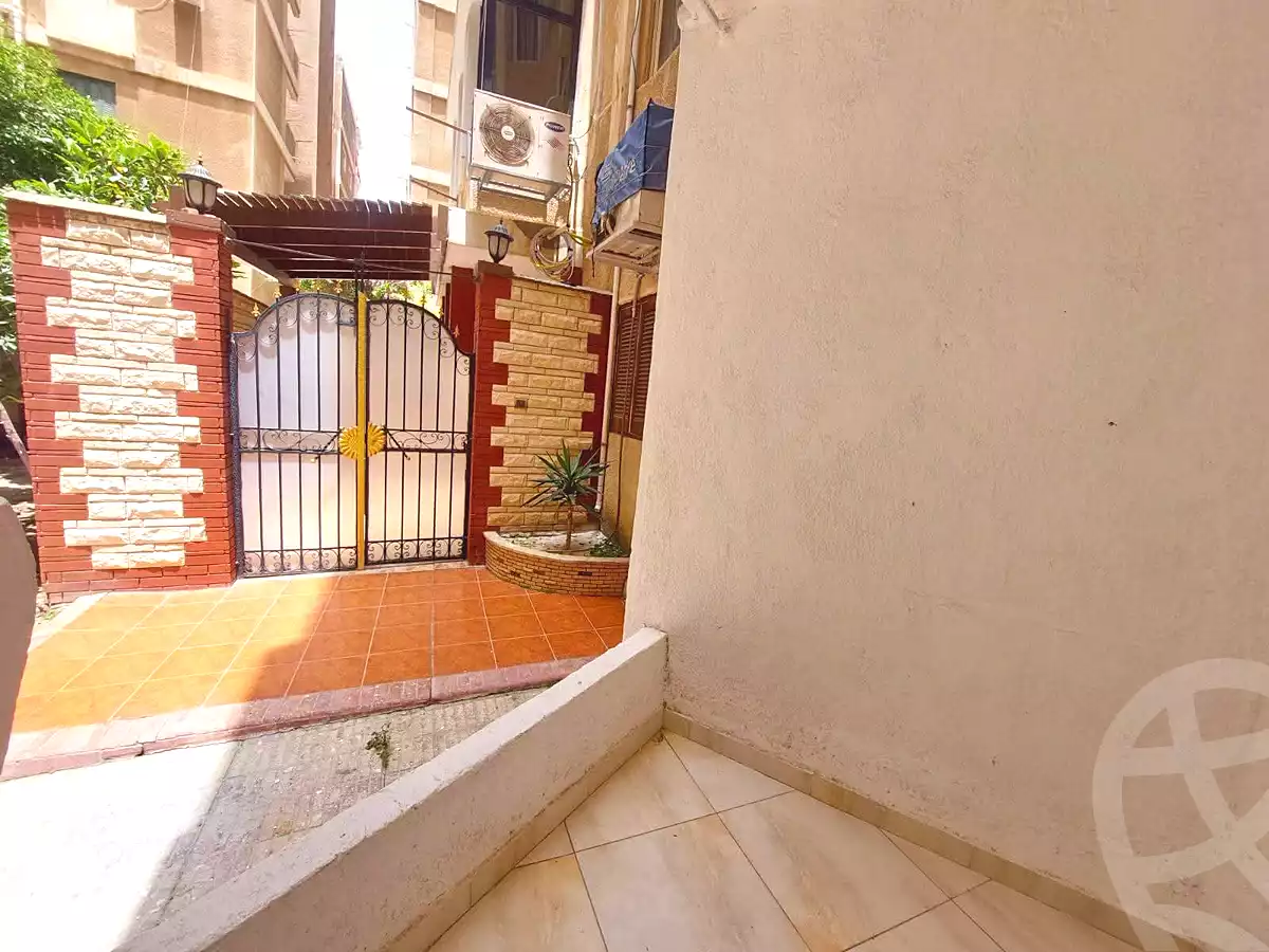 https://aqarmap.com.eg/en/listing/6985929-for-sale-alexandria-al-mamoura-lm-mwr-lshty