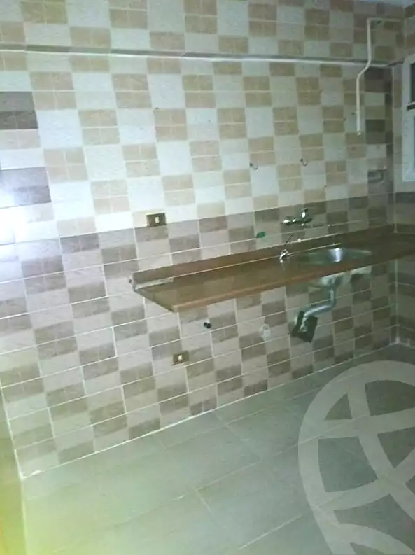https://aqarmap.com.eg/ar/listing/6985951-for-rent-alexandria-sydy-bshr-sydy-bshr-bhry