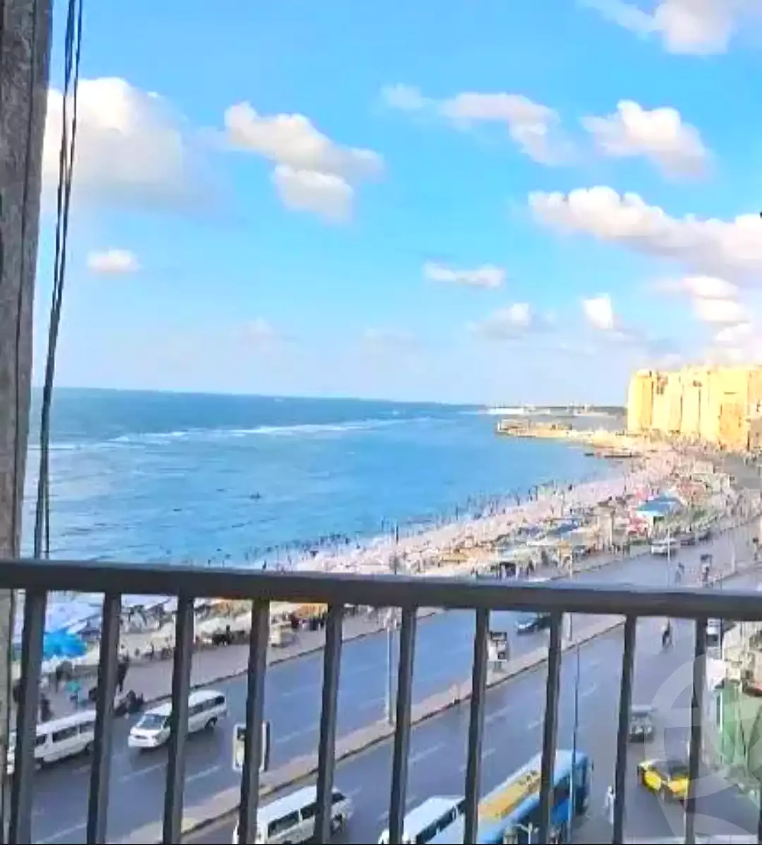 https://aqarmap.com.eg/ar/listing/6986047-for-sale-alexandria-el-asafra-l-sfr-bhry-el-geish-rd