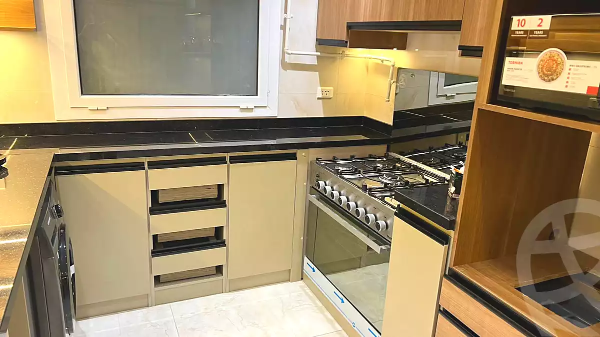 https://aqarmap.com.eg/en/listing/6986585-for-rent-cairo-new-cairo-compounds-hyde-park-centre-ville-hyde-park