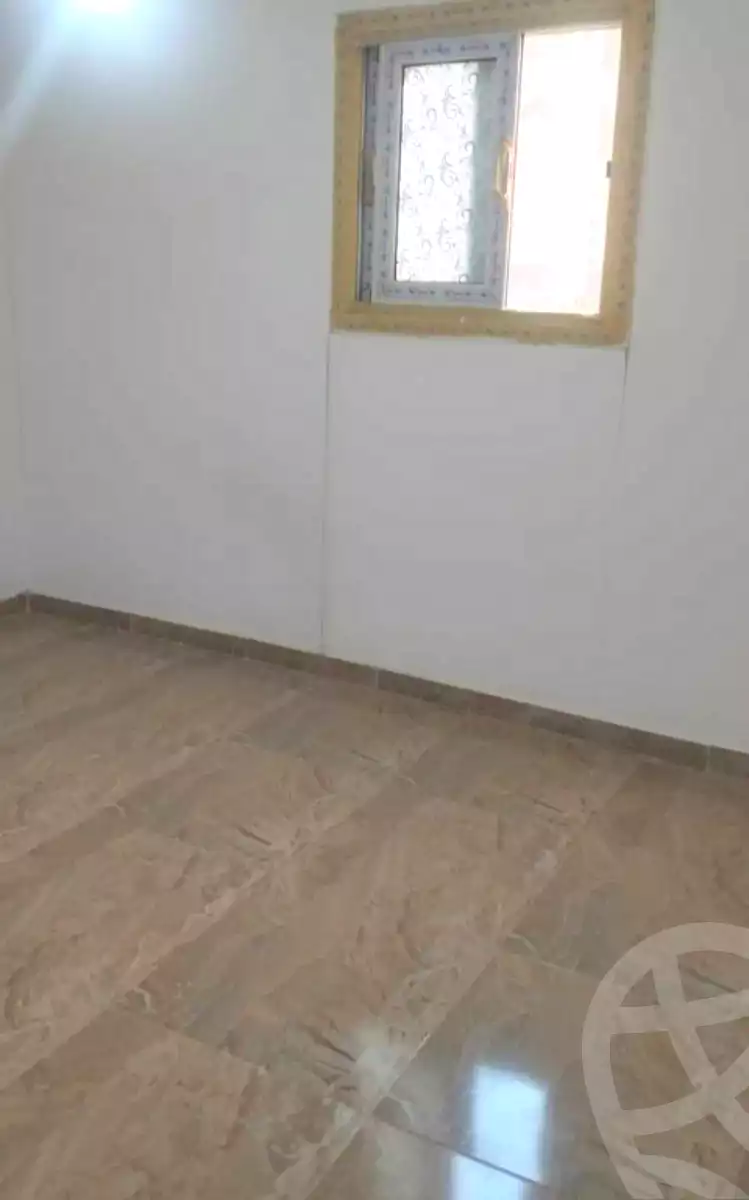 https://aqarmap.com.eg/en/listing/6986735-for-sale-alexandria-new-miami-street-10