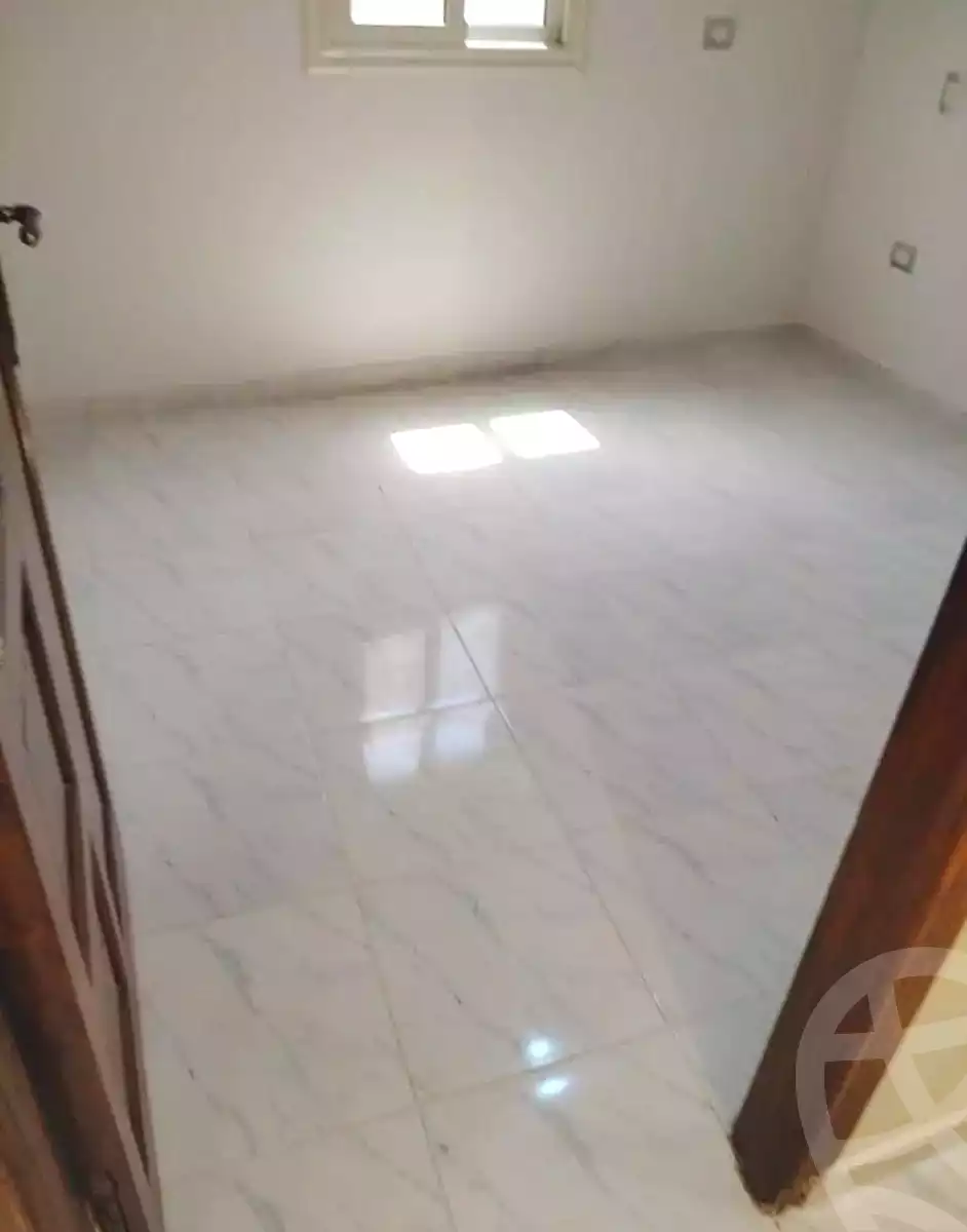 https://aqarmap.com.eg/ar/listing/6986995-for-rent-alexandria-new-miami-mostafa-kamel-sttt