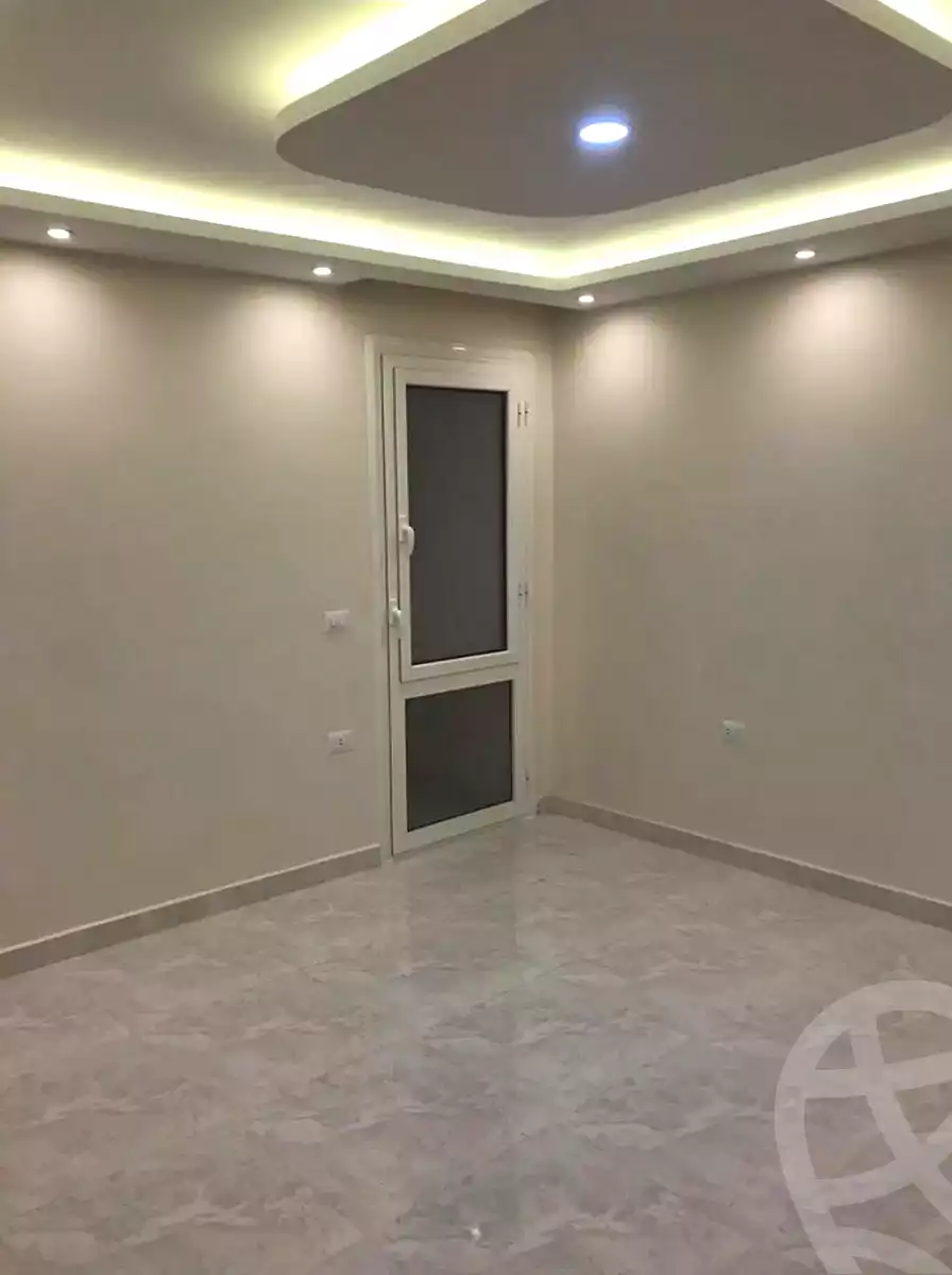 https://aqarmap.com.eg/en/listing/6987005-for-rent-alexandria-el-montazah-compounds-in-el-montazah-royal-plaza-compound-al-halawany