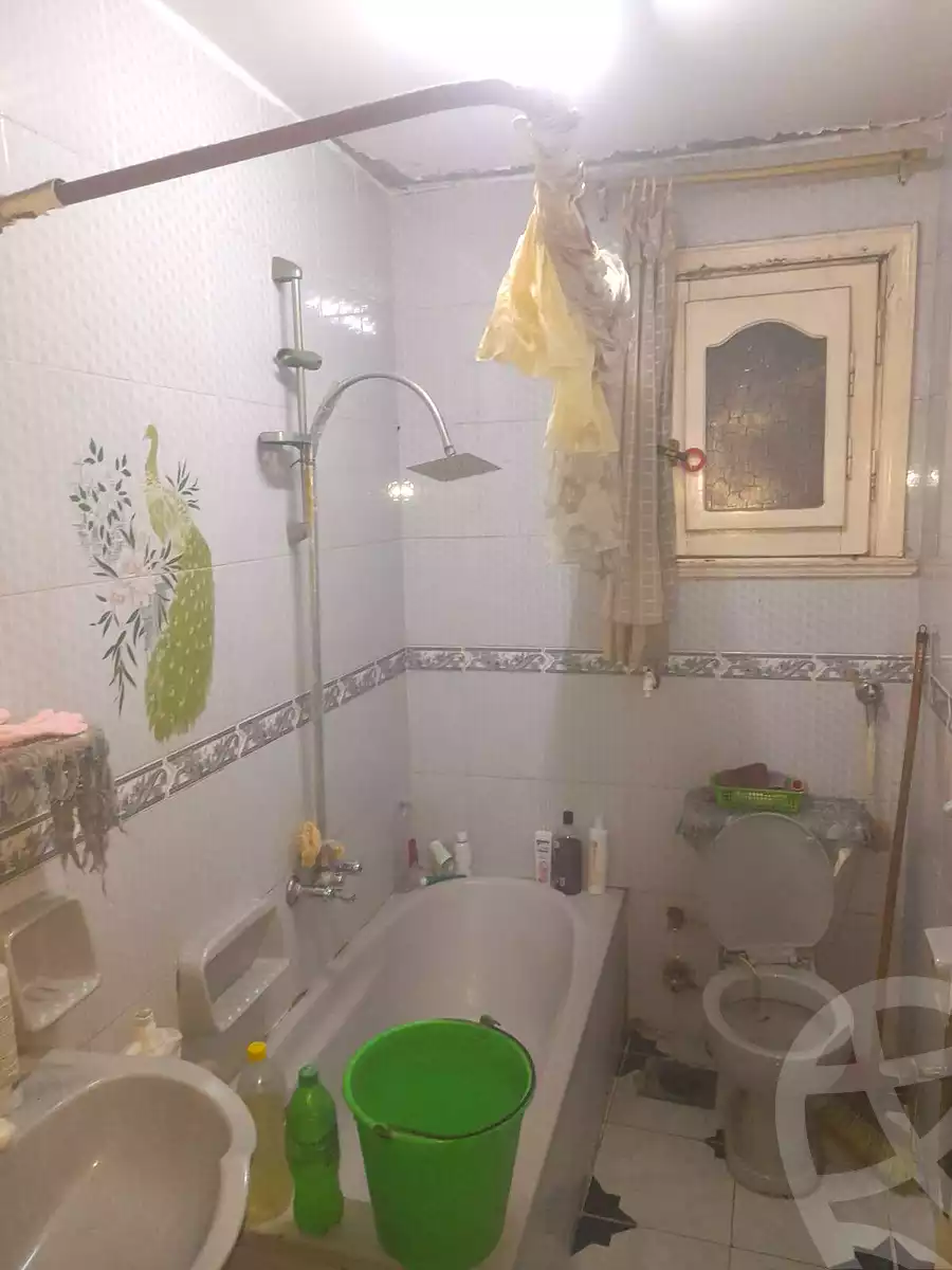 https://aqarmap.com.eg/en/listing/6987131-for-sale-alexandria-el-montazah-el-malek-st