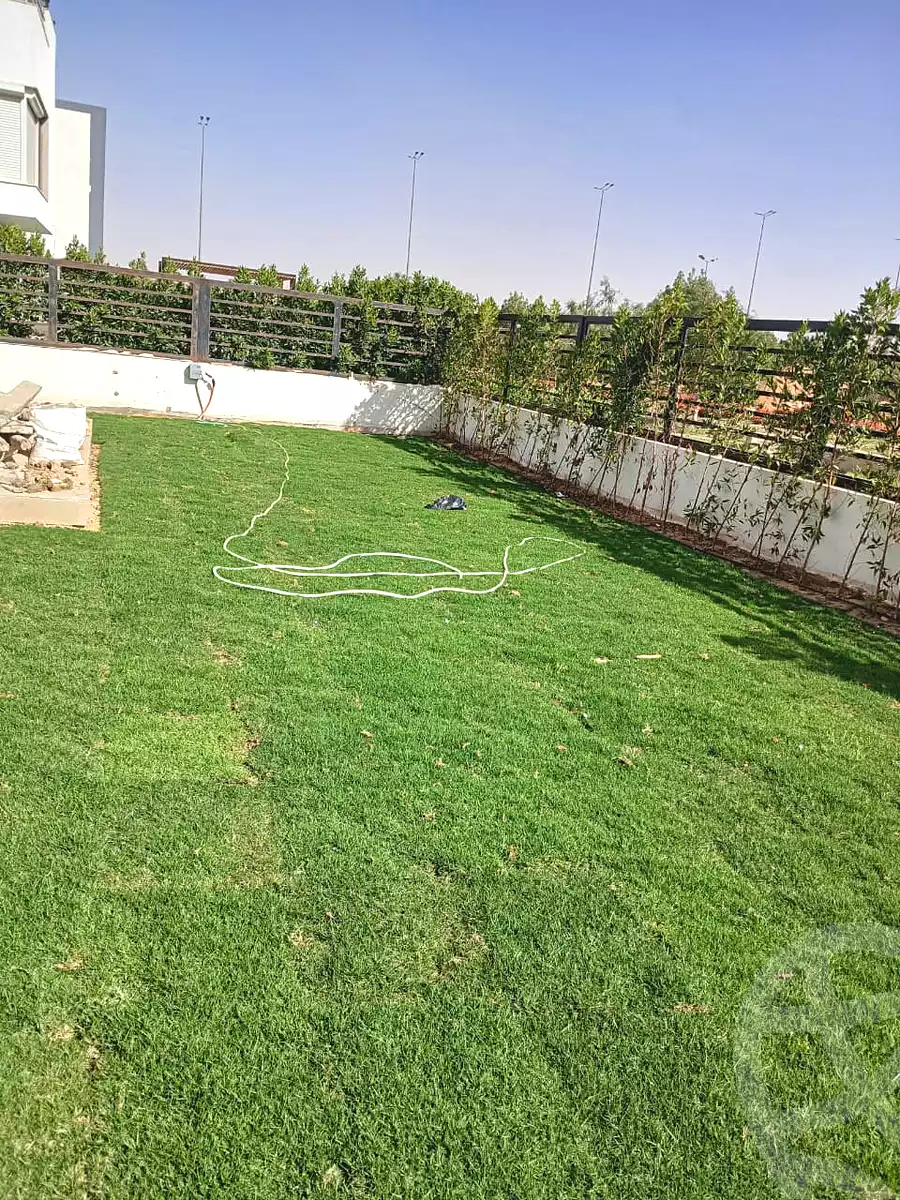 https://aqarmap.com.eg/en/listing/6987144-for-rent-cairo-new-cairo-compounds-hyde-park-centre-ville-hyde-park