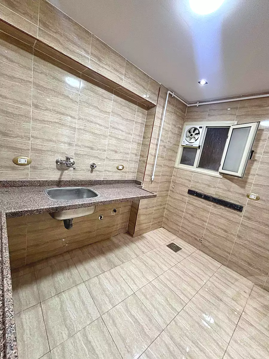 https://aqarmap.com.eg/ar/listing/6987266-for-sale-alexandria-miami-mahmoud-el-isawy-st