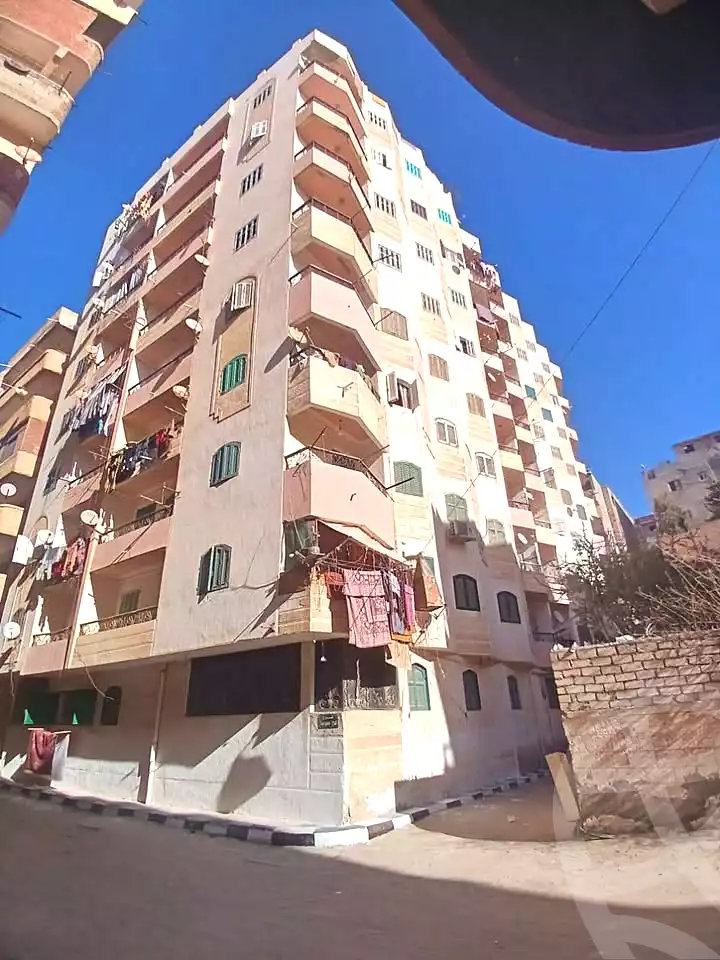https://aqarmap.com.eg/ar/listing/6987784-for-sale-alexandria-al-agamy-el-hanouvel-al-asdakaa-st