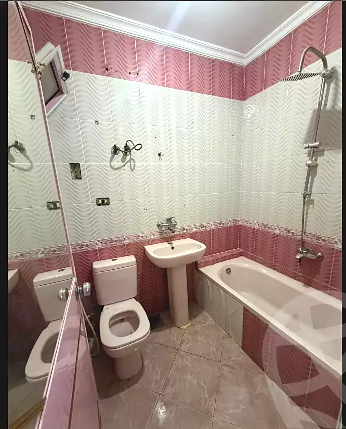 https://aqarmap.com.eg/en/listing/6987964-for-sale-alexandria-lsywf-shamaa