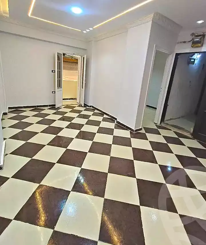 https://aqarmap.com.eg/en/listing/6988631-for-sale-alexandria-lsywf-el-falki