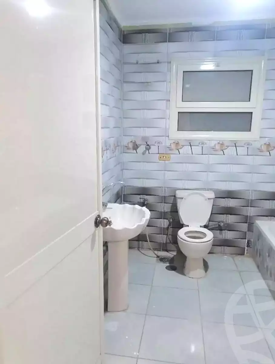 https://aqarmap.com.eg/en/listing/6988686-for-rent-cairo-el-marg-moasaset-el-zakah-st