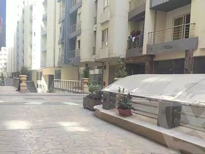 https://aqarmap.com.eg/en/listing/6989183-for-rent-alexandria-lsywf-shamaa