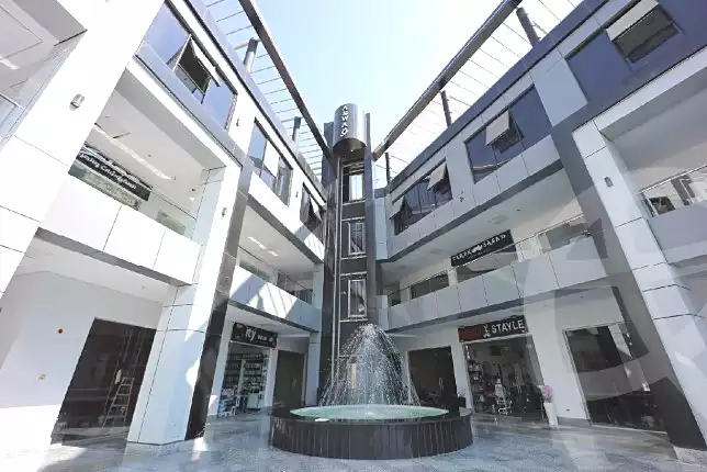 https://aqarmap.com.eg/ar/listing/6989430-for-sale-cairo-el-shorouk-compounds-city-club-mall-aswaq