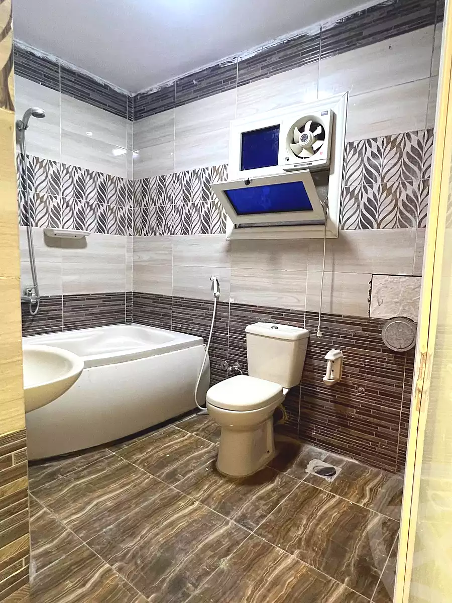 https://aqarmap.com.eg/ar/listing/6989668-for-sale-cairo-faisal-el-maryotyah-el-madina-el-monawarra-st
