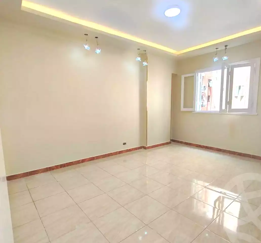 https://aqarmap.com.eg/ar/listing/6989831-for-sale-alexandria-sydy-bshr-sydy-bshr-bhry-shr-khld-bn-lwlyd