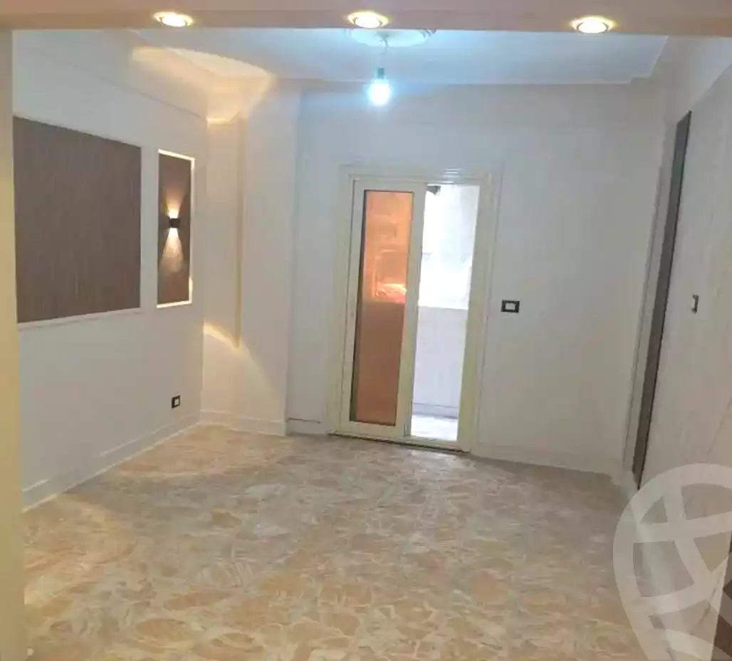 https://aqarmap.com.eg/ar/listing/6989838-for-sale-alexandria-sydy-bshr-sydy-bshr-bhry-shr-khld-bn-lwlyd