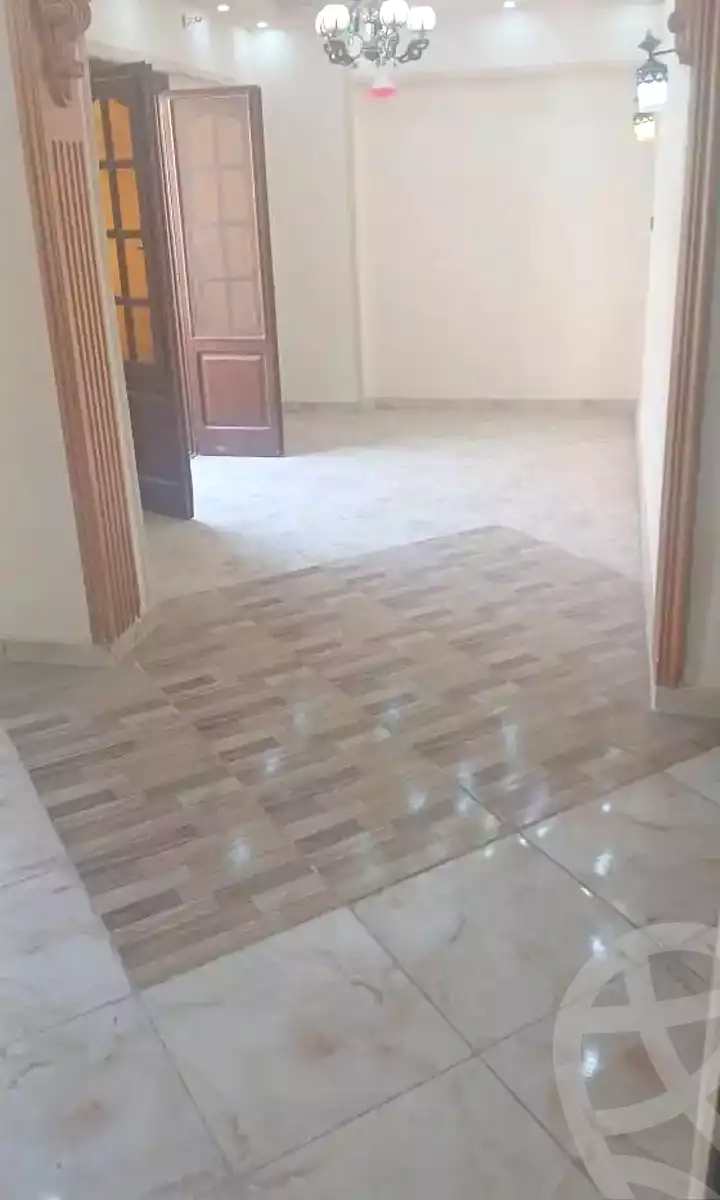 https://aqarmap.com.eg/ar/listing/6989933-for-sale-alexandria-el-mandara-shr-mlk-hfny