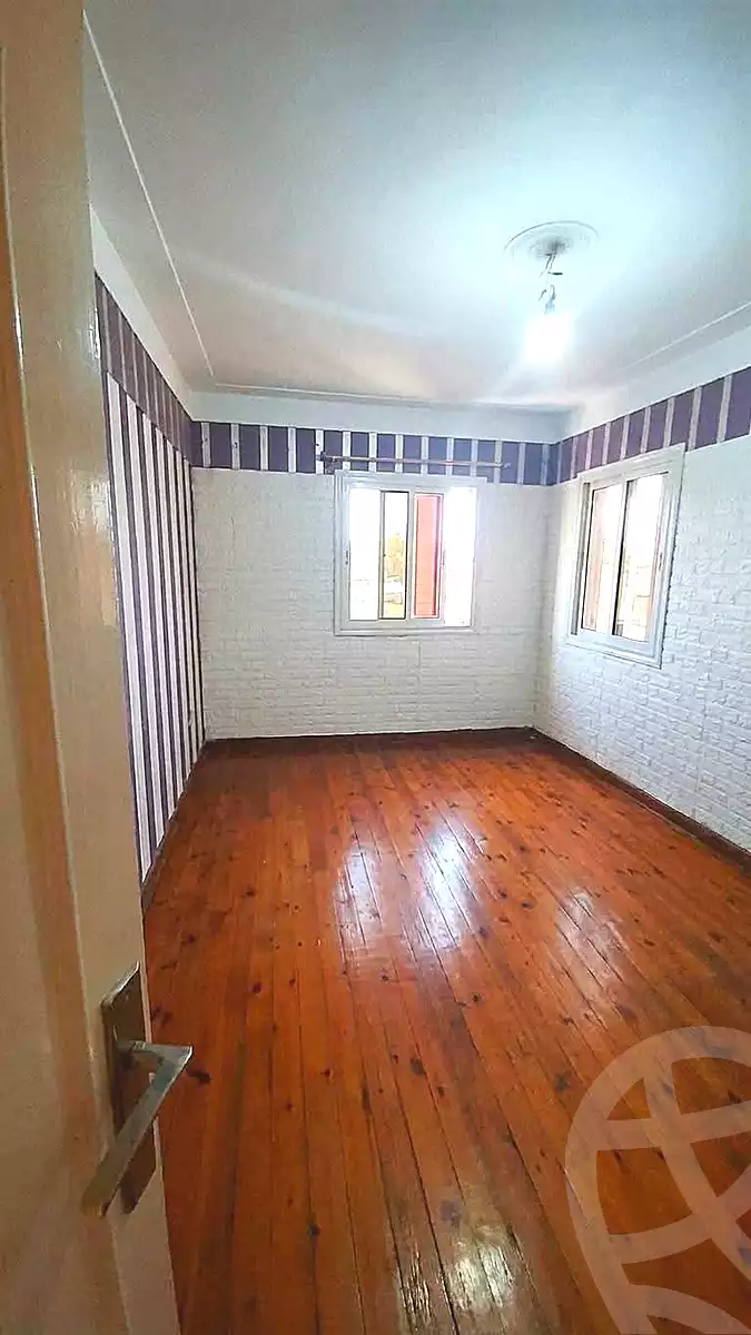 https://aqarmap.com.eg/ar/listing/6990062-for-sale-alexandria-fyktwry-sebaweh-st