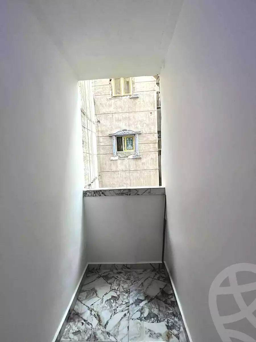 https://aqarmap.com.eg/ar/listing/6990491-for-sale-alexandria-al-agamy-lbytsh-al-kaada-st
