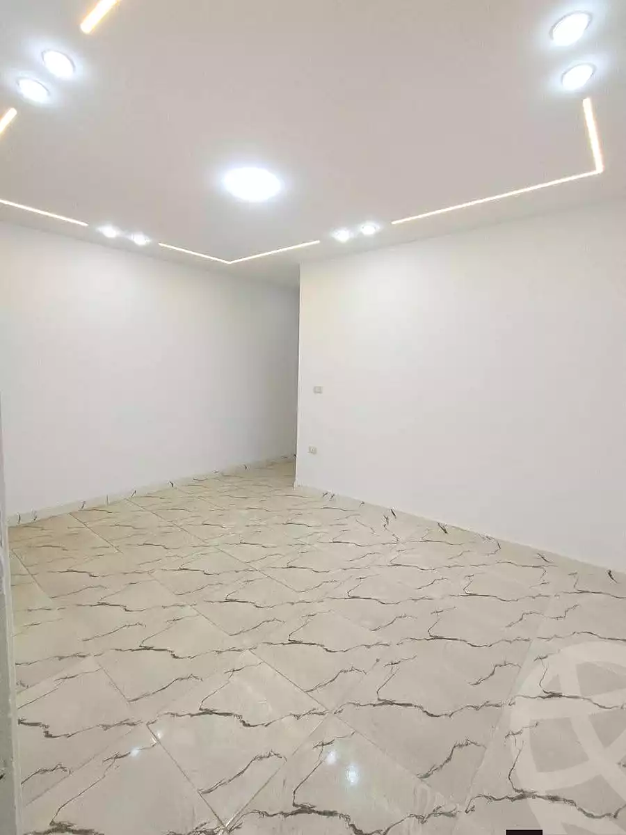 https://aqarmap.com.eg/ar/listing/6990519-for-sale-alexandria-al-agamy-lbytsh-el-salam-st